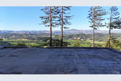 8207 W Dry Creek Road, Healdsburg, CA 95448 - Photo 3