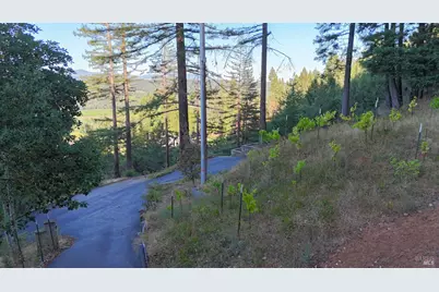 8207 W Dry Creek Road, Healdsburg, CA 95448 - Photo 11