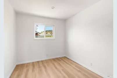 537 Emerald Park Court, Santa Rosa, CA 95409 - Photo 23