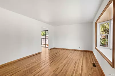 537 Emerald Park Court, Santa Rosa, CA 95409 - Photo 5