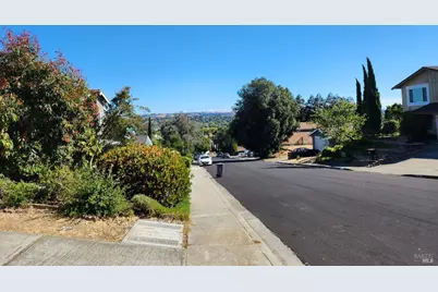 272 Woodridge Drive, Vallejo, CA 94591 - Photo 35