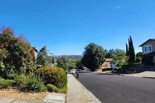 272 Woodridge Dr, Vallejo, CA 94591 - Photo 35