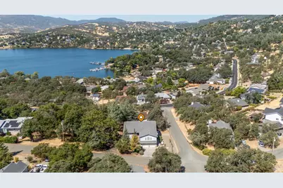 17319 Meadow View Drive, Hidden Valley Lake, CA 95467 - Photo 5