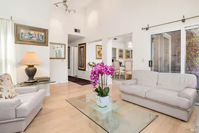 26 Mariners Circle, San Rafael, CA 94903 - Photo 5