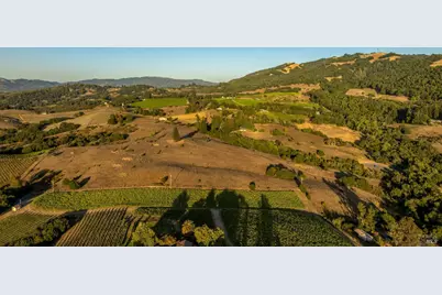 5291 Sonoma Mountain Road, Santa Rosa, CA 95404 - Photo 17