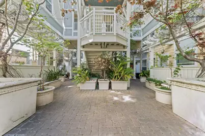 655 12th Street #311, Oakland, CA 94607 - Photo 27