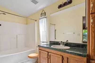 717 N McDowell Boulevard #111, Petaluma, CA 94954 - Photo 13