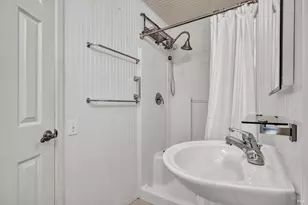 810 Champagne E St, Calistoga, CA 94515 - Photo 9