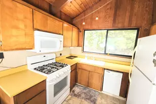 15551 Forest View Rd, Manchester, CA 95459 - Photo 9