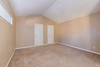 534 E Jasmine Circle, Santa Rosa, CA 95407 - Photo 17