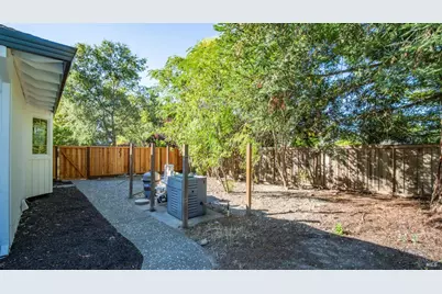 9663 Lakewood Drive, Windsor, CA 95492 - Photo 51