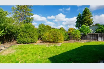 14 St. Paul Circle, Novato, CA 94947 - Photo 49