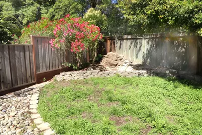 2155 Hastings Court, Santa Rosa, CA 95405 - Photo 27