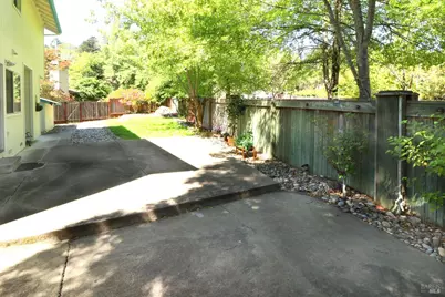 2155 Hastings Court, Santa Rosa, CA 95405 - Photo 29