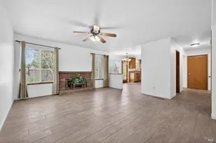 2155 Hastings Ct, Santa Rosa, CA 95405 - Photo 11