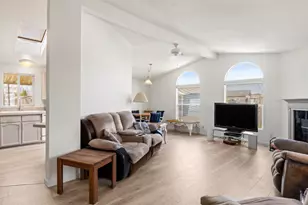 131 Del Paso Dr, Vacaville, CA 95687 - Photo 3