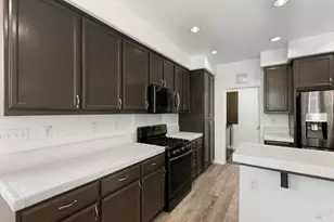 1305 Valley Glen Dr, Dixon, CA 95620 - Photo 17