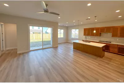 697 Castle Street, Oakley, CA 94561 - Photo 7