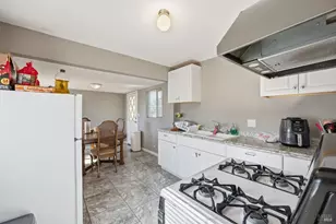 2735 Petaluma Hill Rd, Santa Rosa, CA 95404 - Photo 15