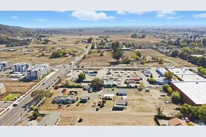 2735 Petaluma Hill Road, Santa Rosa, CA 95404 - Photo 47