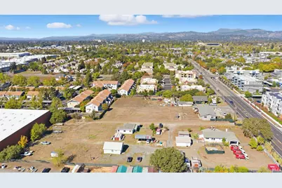 2735 Petaluma Hill Road, Santa Rosa, CA 95404 - Photo 43