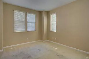 7245 Willow Creek Cir, Vallejo, CA 94591 - Photo 19