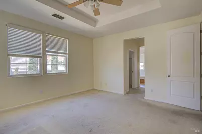 7245 Willow Creek Circle, Vallejo, CA 94591 - Photo 17