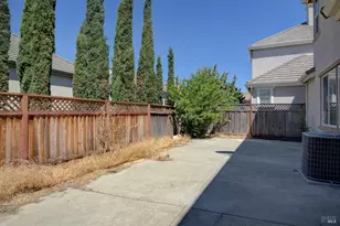 7245 Willow Creek Cir, Vallejo, CA 94591 - Photo 27