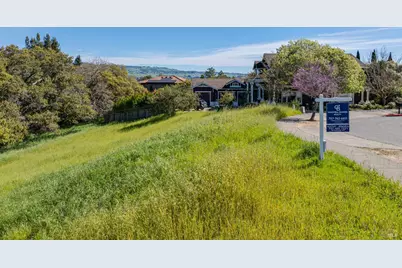 513 Larch Drive, Petaluma, CA 94952 - Photo 5