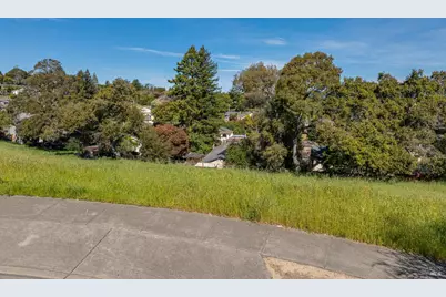 513 Larch Drive, Petaluma, CA 94952 - Photo 7
