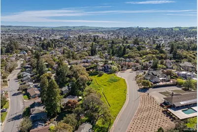 513 Larch Drive, Petaluma, CA 94952 - Photo 11