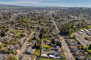 13 Dorenfeld Ct, Petaluma, CA 94952 - Photo 7