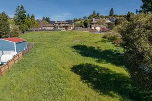 13 Dorenfeld Ct, Petaluma, CA 94952 - Photo 1