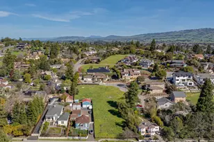 12 Dorenfeld Ct, Petaluma, CA 94952 - Photo 7