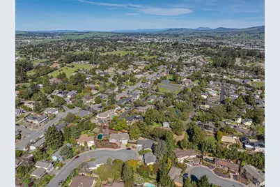 12 Dorenfeld Court, Petaluma, CA 94952 - Photo 17