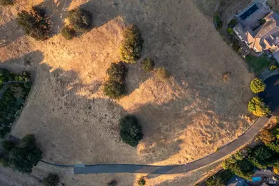 1030 Mulberry Court, Vacaville, CA 95688 - Photo 5