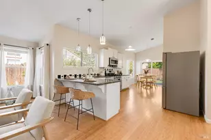 755 Oak Hollow Ave, Vacaville, CA 95687 - Photo 9