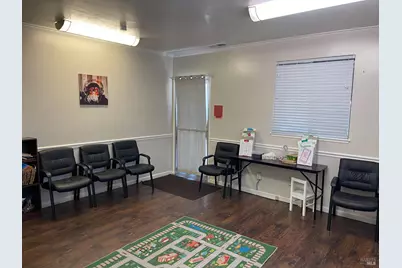 350 E Gobbi Street, Ukiah, CA 95482 - Photo 5