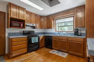 751 Lake Mendocino Dr, Ukiah, CA 95482 - Photo 3