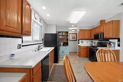 1870 San Pedro Court, Fairfield, CA 94533 - Photo 9