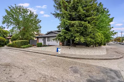 5020 Roma Street, Santa Rosa, CA 95409 - Photo 7