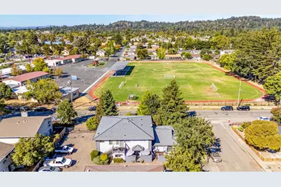 5020 Roma Street, Santa Rosa, CA 95409 - Photo 25