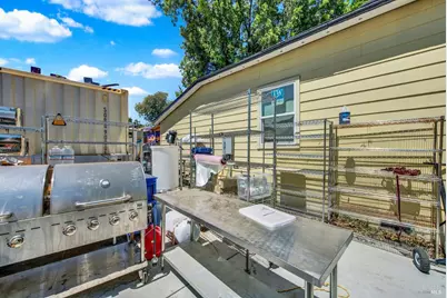 512 Davis Street, Vacaville, CA 95688 - Photo 25