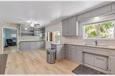 209 Decoe Street, Santa Rosa, CA 95401 - Photo 7