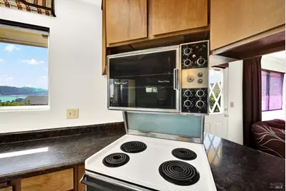 1090 Blueridge Drive, Napa, CA 94558 - Photo 27