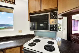 1090 Blueridge Dr, Napa, CA 94558 - Photo 27