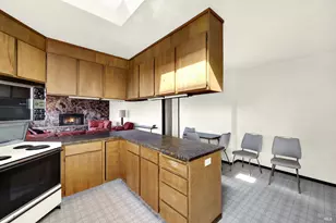 1090 Blueridge Dr, Napa, CA 94558 - Photo 25