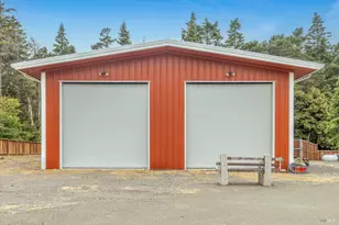 32500 Gibney Ln, Fort Bragg, CA 95437 - Photo 17