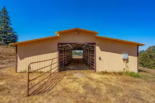 411 Highland Ave, Penngrove, CA 94951 - Photo 17