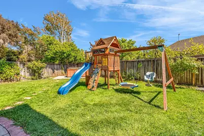 1946 Leaning Oak Court, Fairfield, CA 94534 - Photo 37